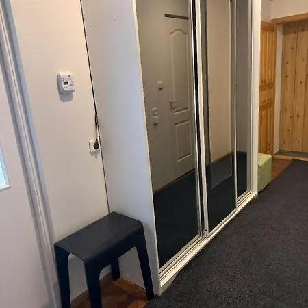 Large 3-room In A Historic House Daire Tallinn