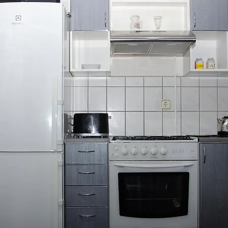 Large 3-room In A Historic House Апартаменты *