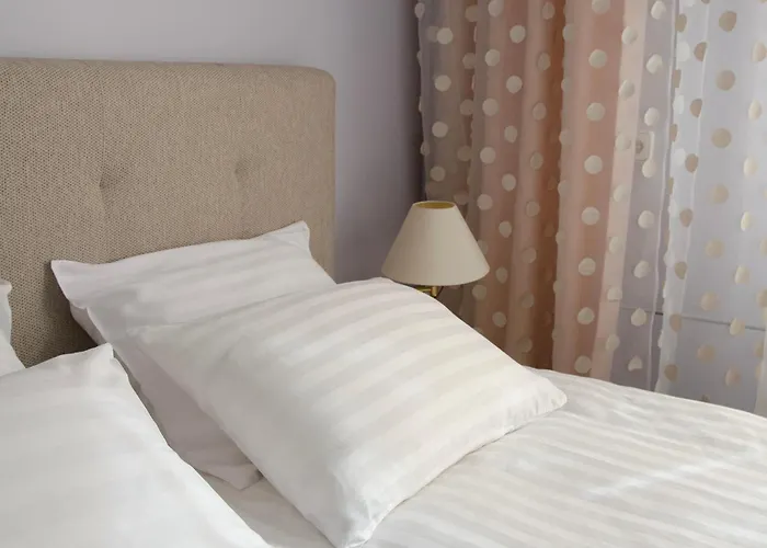 Large 3-room In A Historic House Апартаменты Таллин