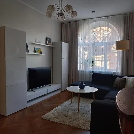 Daire Large 3-room In A Historic House *
