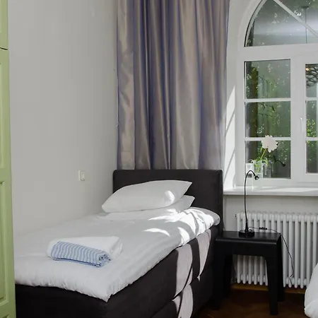 Large 3-room In A Historic House *